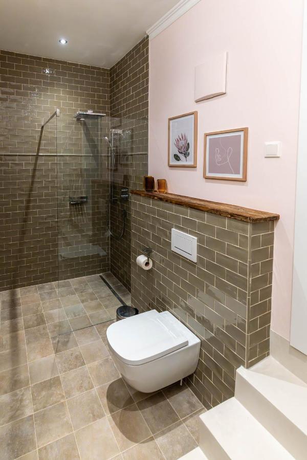 Wickenburg Apartman *